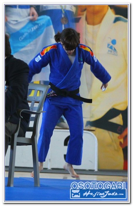 TH2011 100021